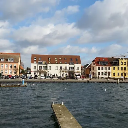 Apartment Yachthafen Waren Waren  Esterno foto
