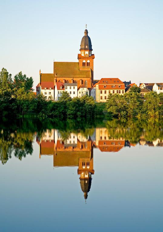 Yachthafen Waren Apartment *